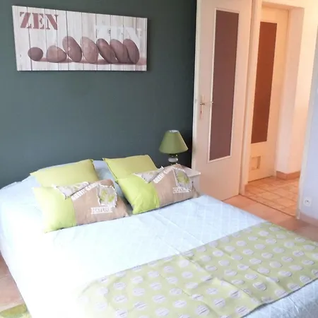 Jolie Maison Individuelle A La Tranche-sur-mer, 5 Couchages, Jardin Et Terrasse Sud - Fr-1-194-349 度假居 *