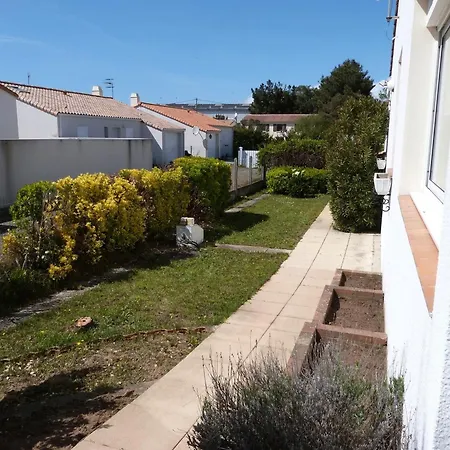 Jolie Maison Individuelle A La Tranche-sur-mer, 5 Couchages, Jardin Et Terrasse Sud 滨海拉特朗什